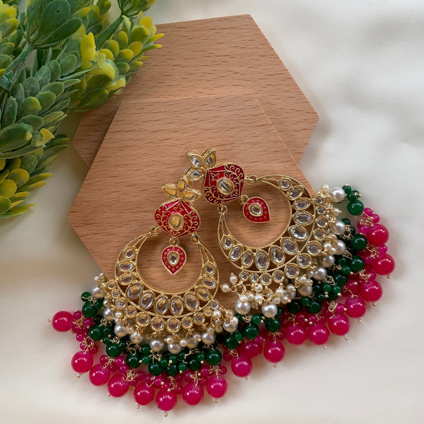 Saira Ravishing Chandbalis