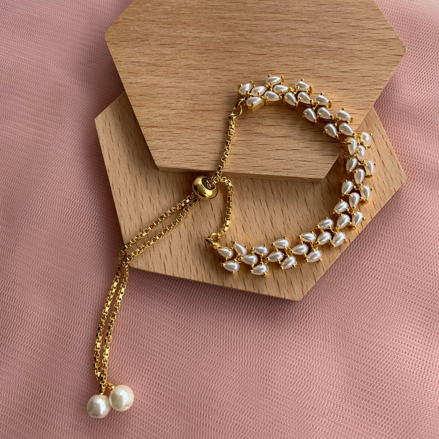 Pearl Bracelet