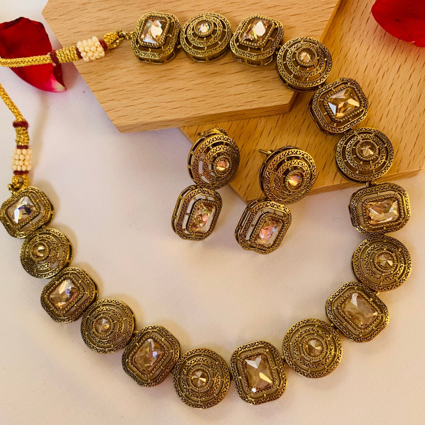 Shanaya Antique Choker Necklace Set