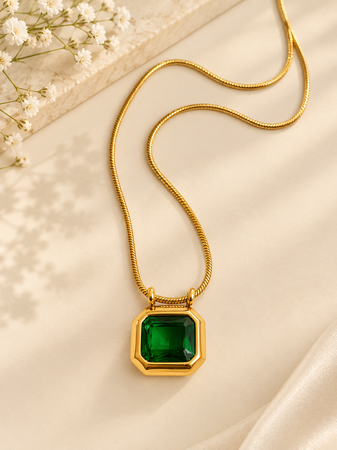 Emerald Grace Pendant Necklace