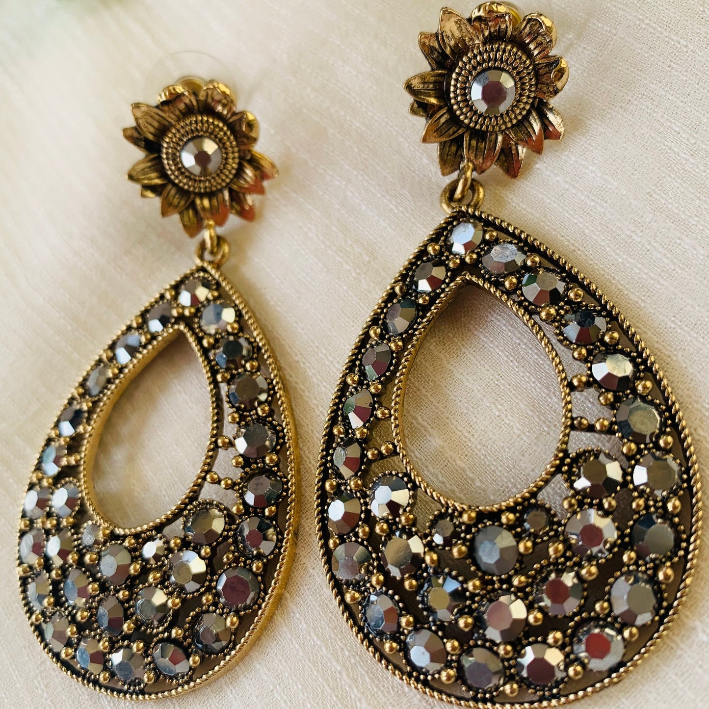 Unique Antique style Drop Earrings