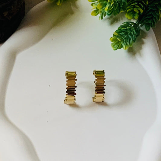 Bold Gold Circle Hoop Earring