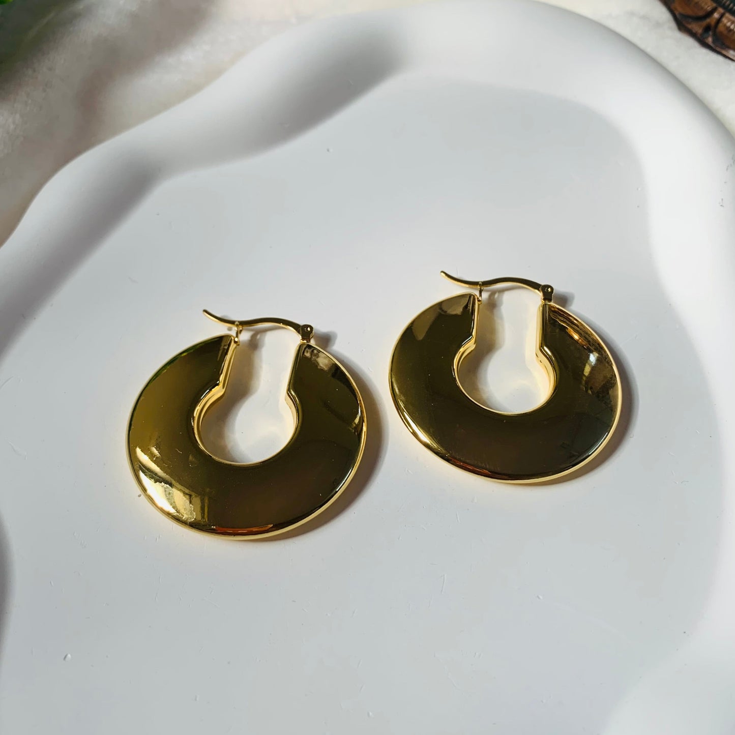 Bold 18K Gold Plated Siraaya Hoop Earrings